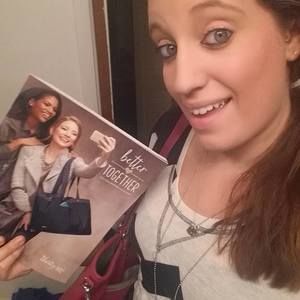 Meet your Posher, Andrea