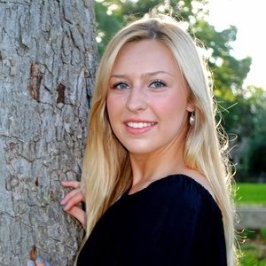 Meet your Posher, Cara