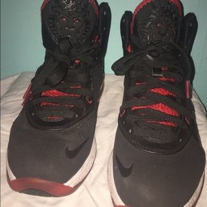 Lebron size 5.5y