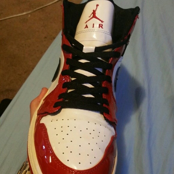 Jordan 1 PL red