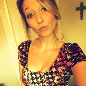 Meet your Posher, Olivia