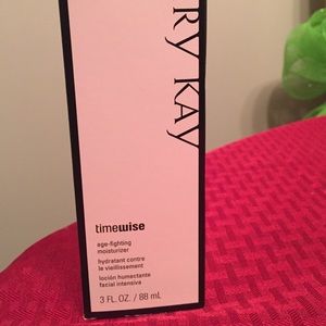 Mary Kay moisturizer