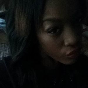 Meet your Posher, Samira