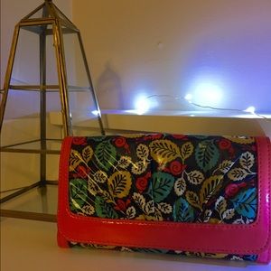 Vera Bradley-Frill wallet