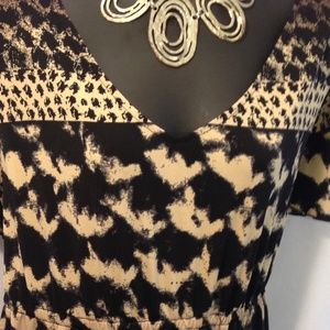 Snazzy  Graphic Shirt Dress. Size 14/16.