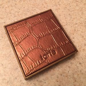 Tarte Bronzer