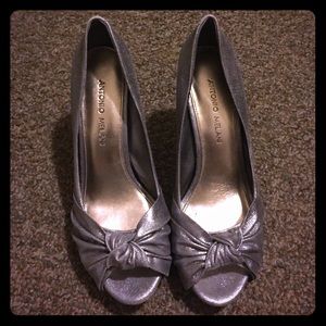 Price Drop🤗Antonio Melani Silver Stilleto