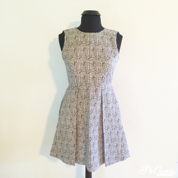 ✨2X HP✨ NWT Kate Spade Saturday Haywire dress - Picture 2 of 4