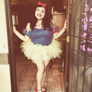 Meet your Posher, Kassandra