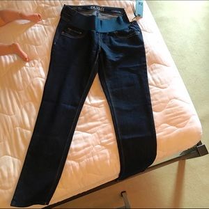 Maternity jeans
