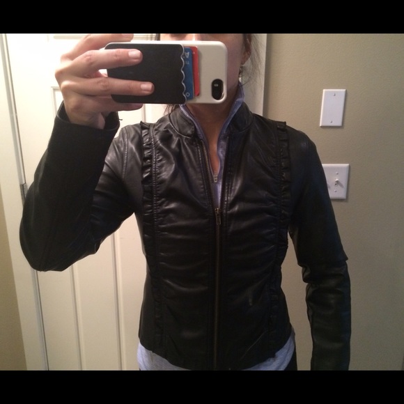 Leather jacket - Picture 3 of 4