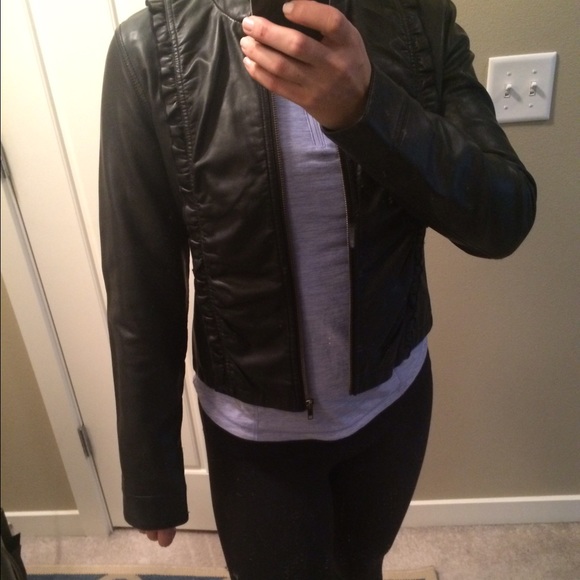 Leather jacket - Picture 4 of 4