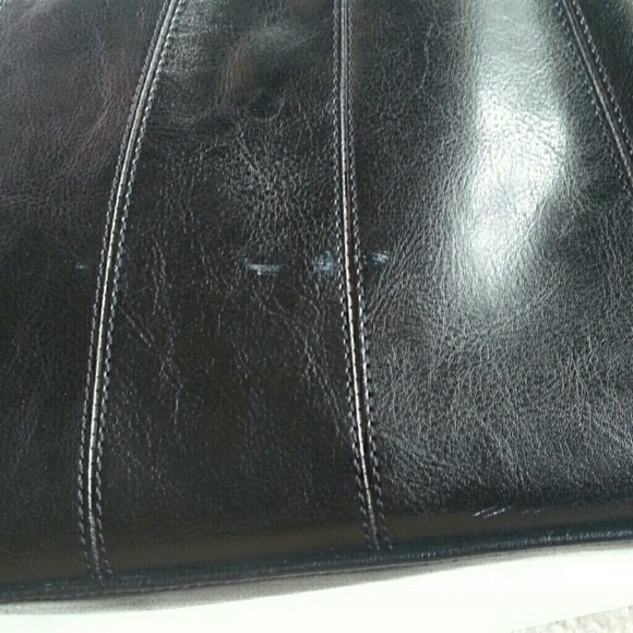 BLACK HANDBAG WITH ROUND LEATHER STRAP - Picture 2 of 4