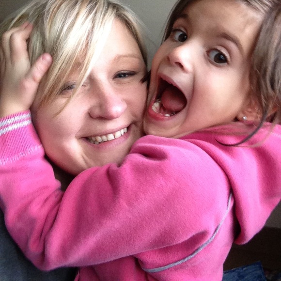 Meet your Posher, Izabel