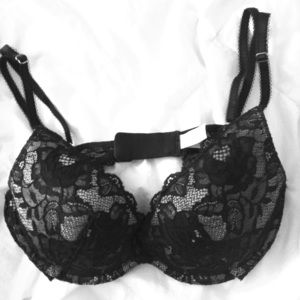 black lace 🕷 miracle push up bra by VS