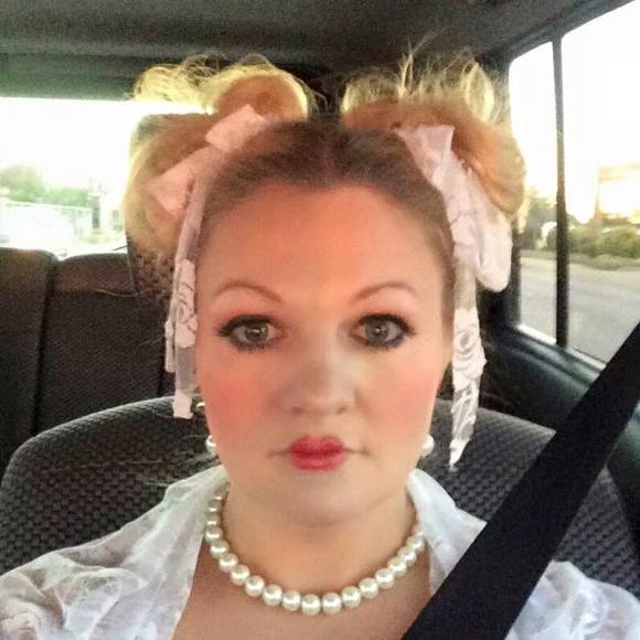 Meet your Posher, Stephanie