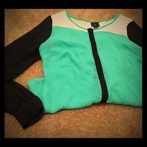 Color block long sleeve blouse