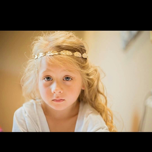 Meet your Posher, Amanda - Picture 2 of 2