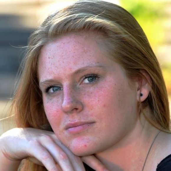 Meet your Posher, Abigail - Picture 1 of 1