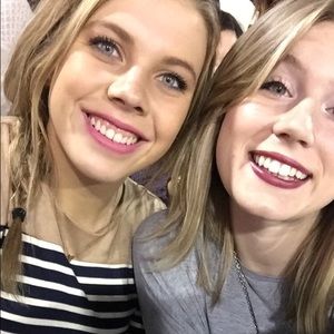 Meet your Posher, Natalie