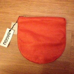 Baggu pouch.