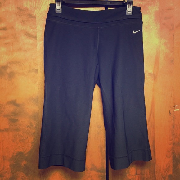 Nike pants, size M