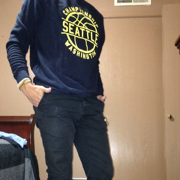 NWT H&M Men Medium Sweater