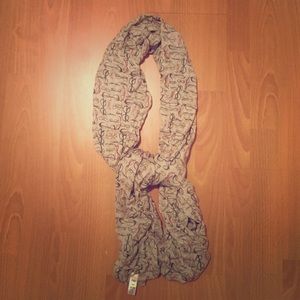 Gap Scarf