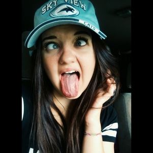 Meet your Posher, Kenna