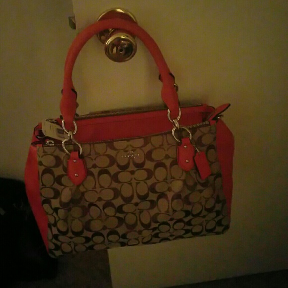 Coach purse - Picture 1 of 1