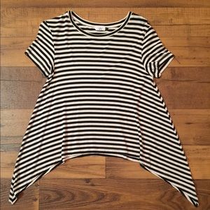 Navy/white strip tee shirt