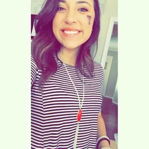 Meet your Posher, Mayela