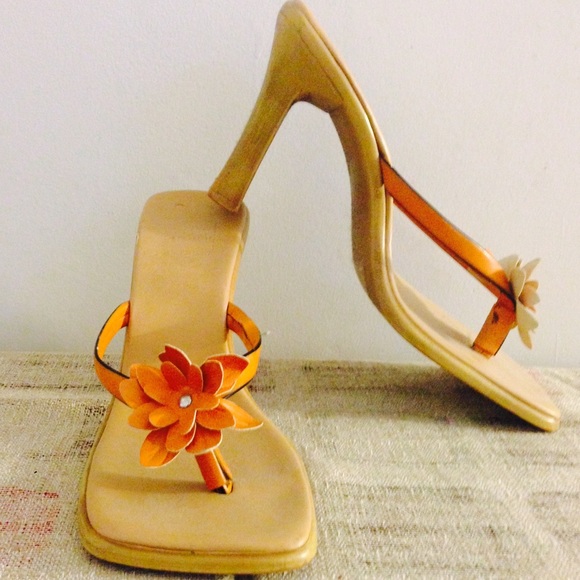 Burnt orange sample heel size 7