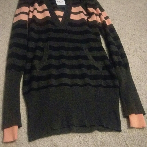 Long-sleeved shirt - Picture 2 of 2