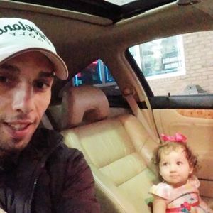 Meet your Posher, Thomas