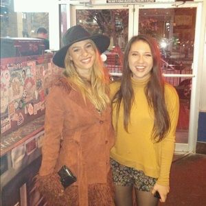 Meet your Posher, Nikole