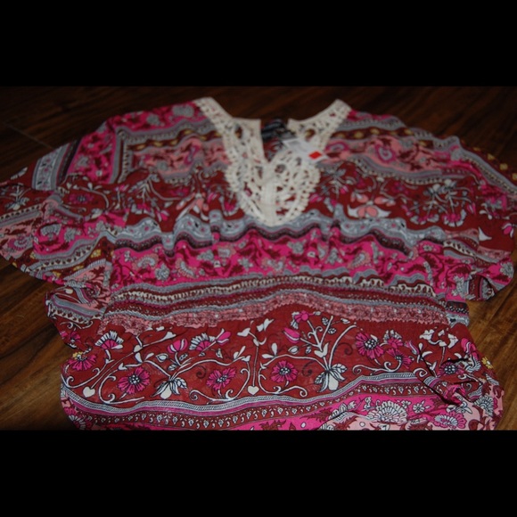 Pink flowy shirt