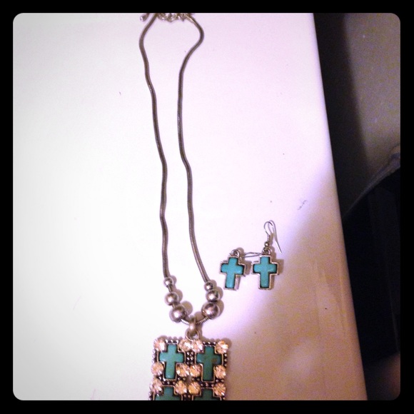 Turquoise cross western set - Picture 1 of 1