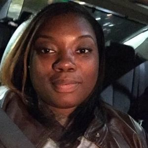 Meet your Posher, Briana