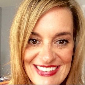 Meet your Posher, Cara