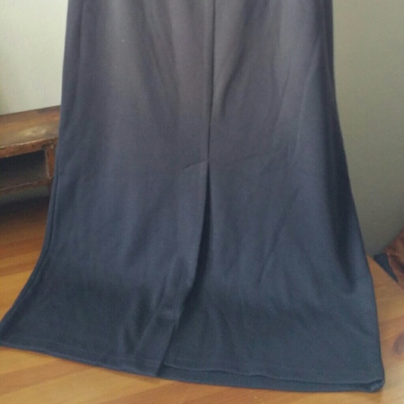 Maternity Black Long Fitted Knit Skirt - Picture 4 of 4