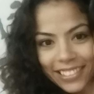 Meet your Posher, Selena