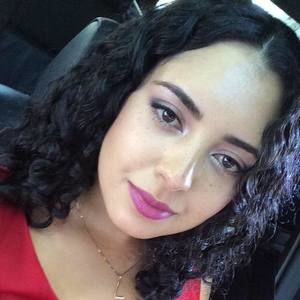 Meet your Posher, Luana