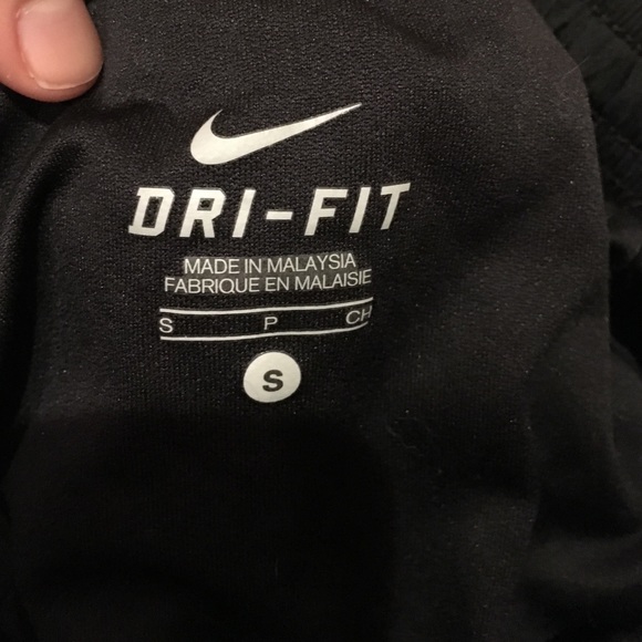 Nike running shorts - Picture 2 of 2