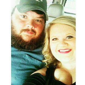 Meet your Posher, Katelyn