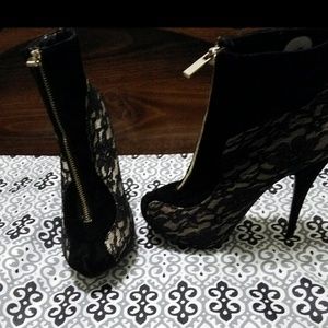 Lace booties
