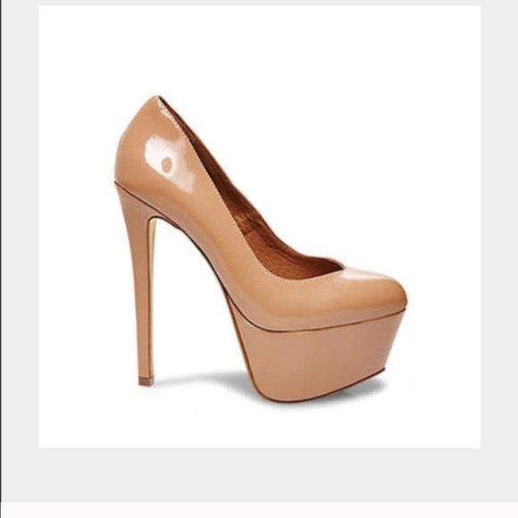 Steve Madden blush nude heels