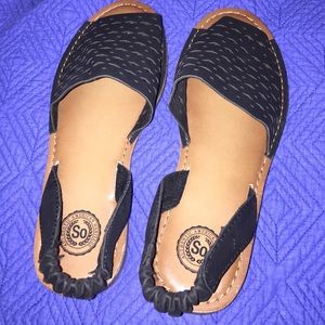 Super cute black sandals! NEVER been worn!!