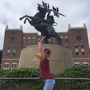 Meet your Posher, Lindsey