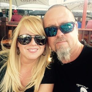 Meet your Posher, René